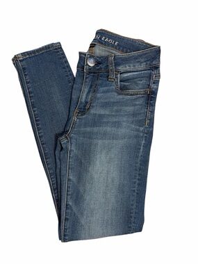 American Eagle Mid Wash Skinny Jeans Size 0R